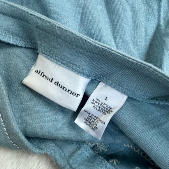 Alfred Dunner Womens Blue Embroidered V-Neck Winter Snowflake Floral Top Large - Picture 3 of 7